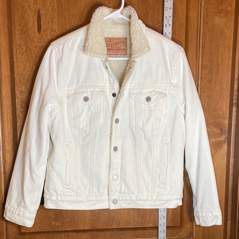 Lucky Brand Cream Tomboy Trucker Sherpa Jacket, Size L, Great Condition!